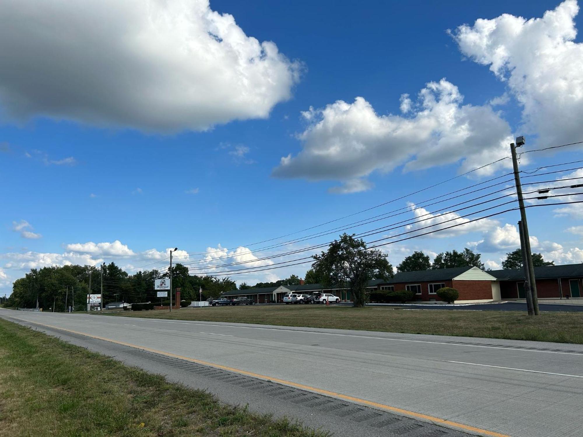 Hillcrest Motel By Oyo Aurora Near Lawrenceburg מראה חיצוני תמונה