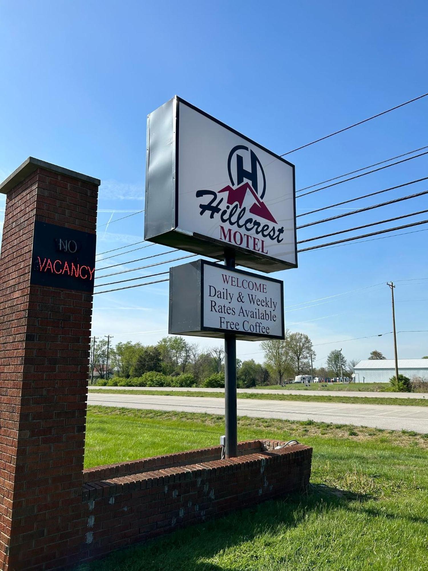 Hillcrest Motel By Oyo Aurora Near Lawrenceburg מראה חיצוני תמונה